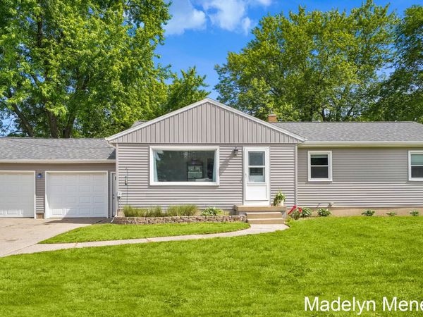 2765 Baldwin Street, Jenison, MI 49428