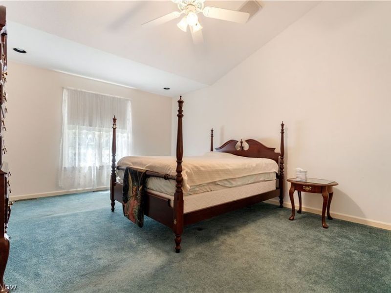3472 Deer Trace Avenue NW, Canton, OH 44708 Photo 18