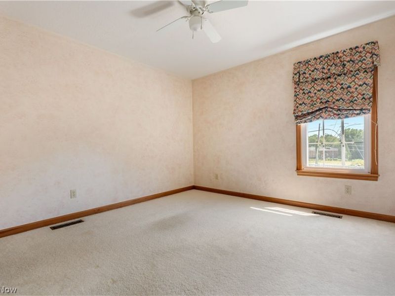 3472 Deer Trace Avenue NW, Canton, OH 44708 Photo 24