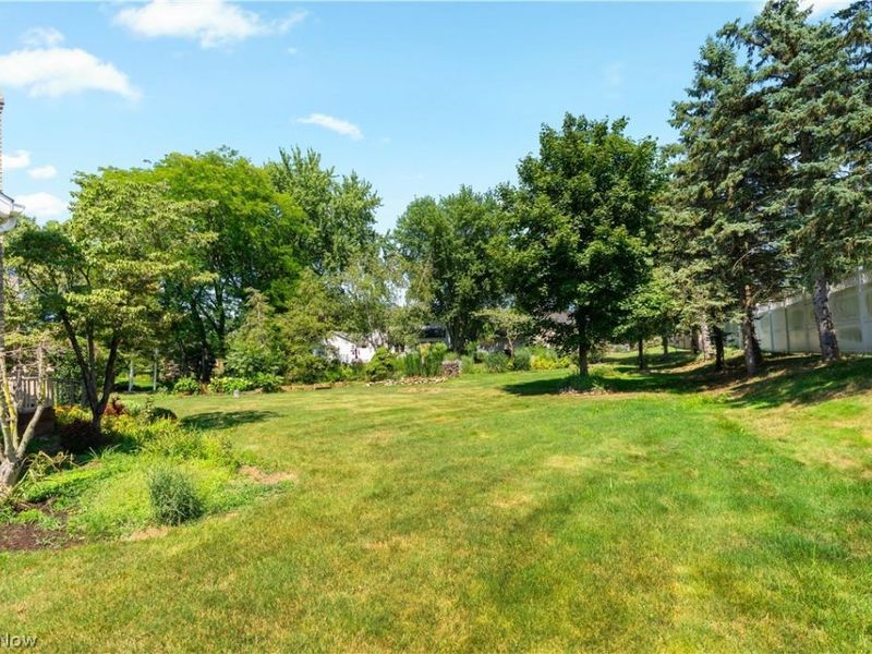 3472 Deer Trace Avenue NW, Canton, OH 44708 Photo 31