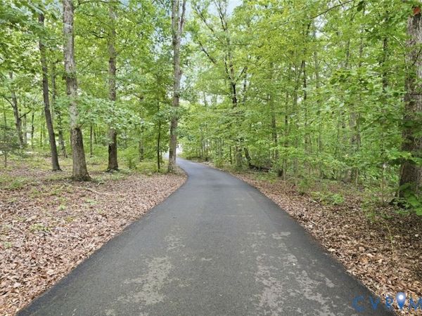 2231 Red Lane Road , Powhatan, VA 23139