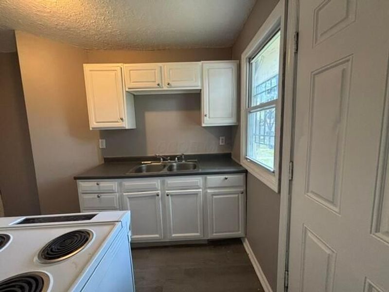 1134 E 23rd Avenue , Columbus, OH 43211 Photo 5