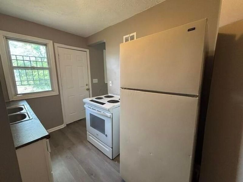 1134 E 23rd Avenue , Columbus, OH 43211 Photo 6
