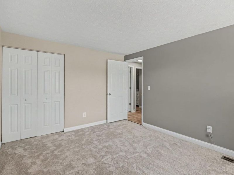 1492 Kingsbury Drive, Forest Park, OH 45240 Photo 16