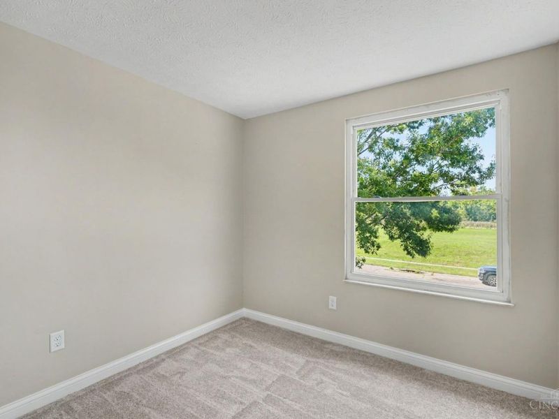 1492 Kingsbury Drive, Forest Park, OH 45240 Photo 18