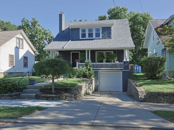 22 Hillsdale Avenue, Cincinnati, OH 45216