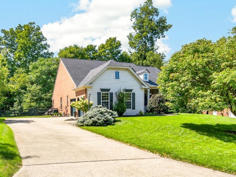 1028 Westchester Way, Union Twp, OH 45244 Photo 3
