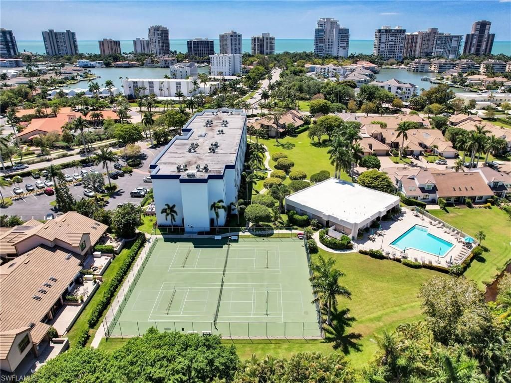 555 Park Shore Dr , Unit B410, Naples, FL 34103 Photo