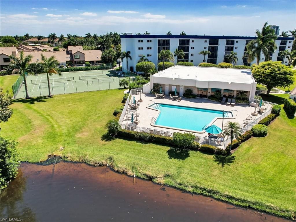 555 Park Shore Dr , Unit B410, Naples, FL 34103 Photo