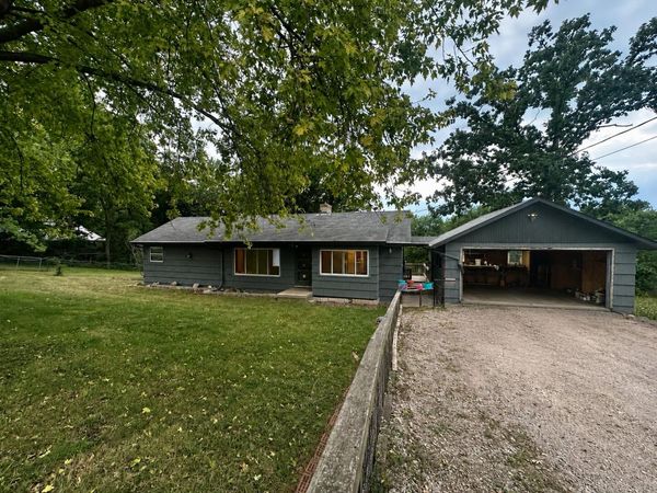 N8899 Jefferson Rd, Watertown, WI 53094