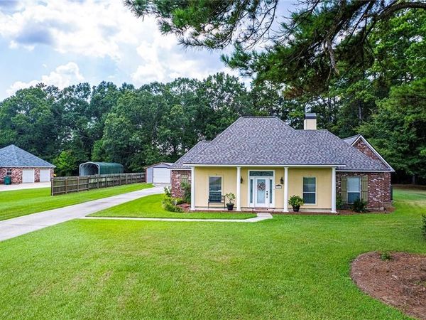 33423 BEVERLY Drive , Denham Springs, LA 70706