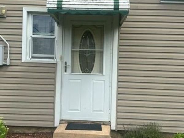 904 N Bay Avenue , Massapequa, NY 11758