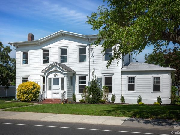 307 South Ocean , Unit 4, Patchogue, NY 11772