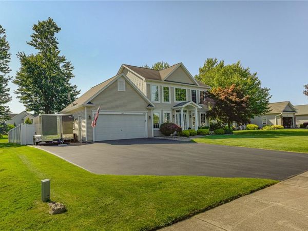 160 Dove Tree Lane, Rochester, NY 14626
