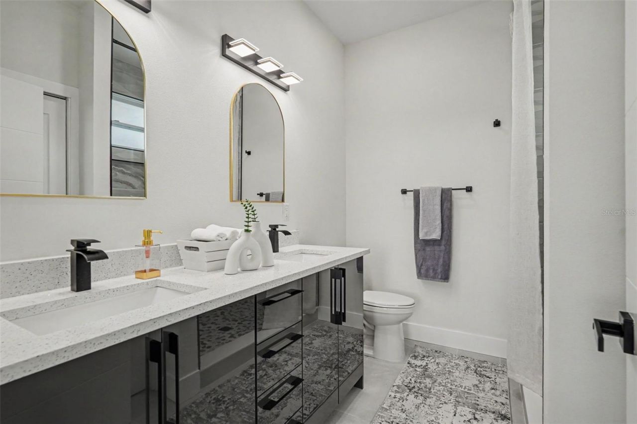 3601 N 52nd Street, Tampa, FL 33619 Photo