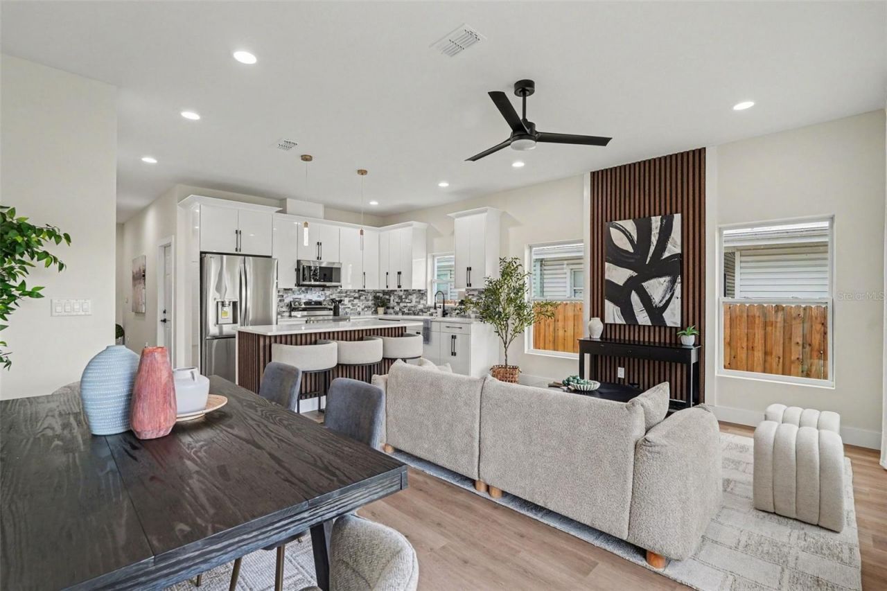 3601 N 52nd Street, Tampa, FL 33619 Photo