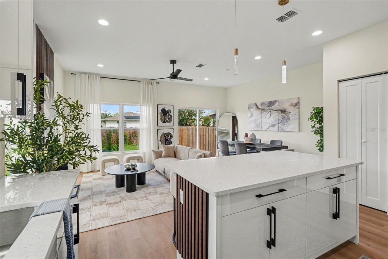 3601 N 52nd Street, Tampa, FL 33619 Photo