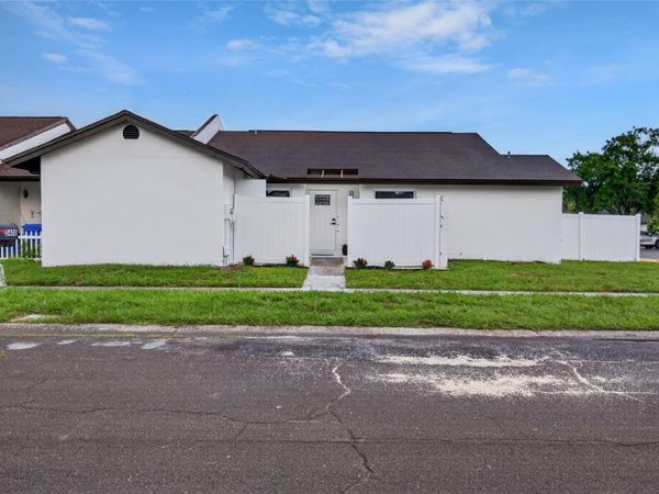 5408 MARLWOOD COURT, TAMPA, FL 33624
