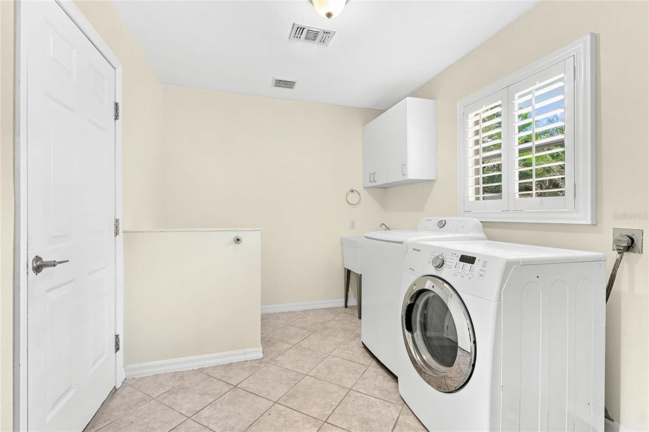 2324 Temple Street, Sarasota, FL 34239 Photo