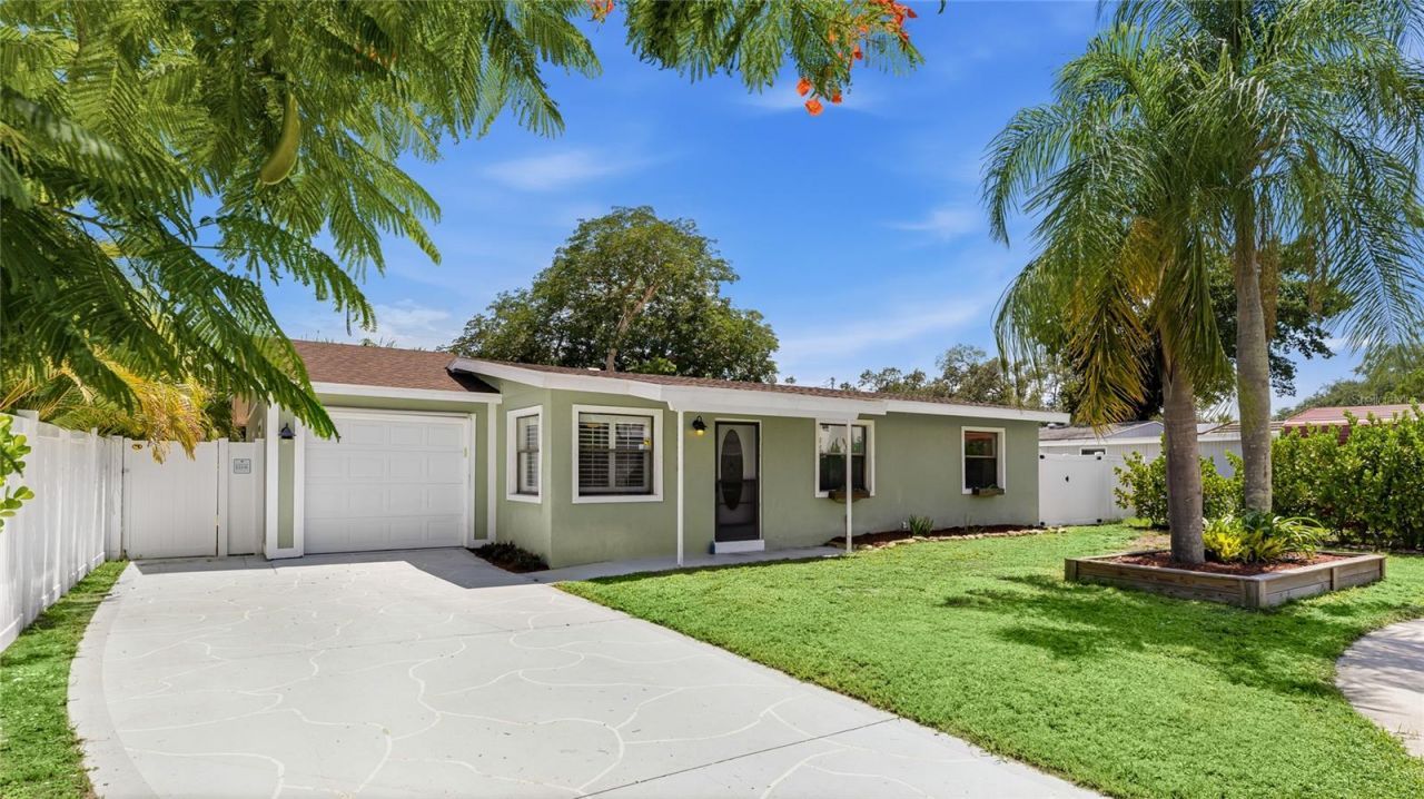 2324 Temple Street, Sarasota, FL 34239 Photo