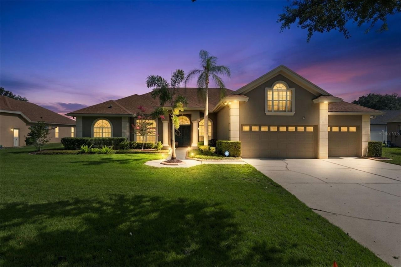 3739 Winding Lake Circle, Orlando, FL 32835 Photo