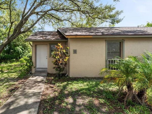 918 OTTO VILLA PLACE, Unit 9, TAMPA, FL 33612