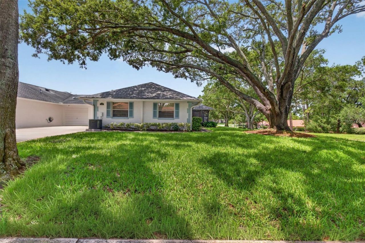1275 Stonehaven Lane, Dunedin, FL 34698 Photo