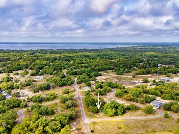 39 GUAVA TRACK , OCKLAWAHA, FL 32179