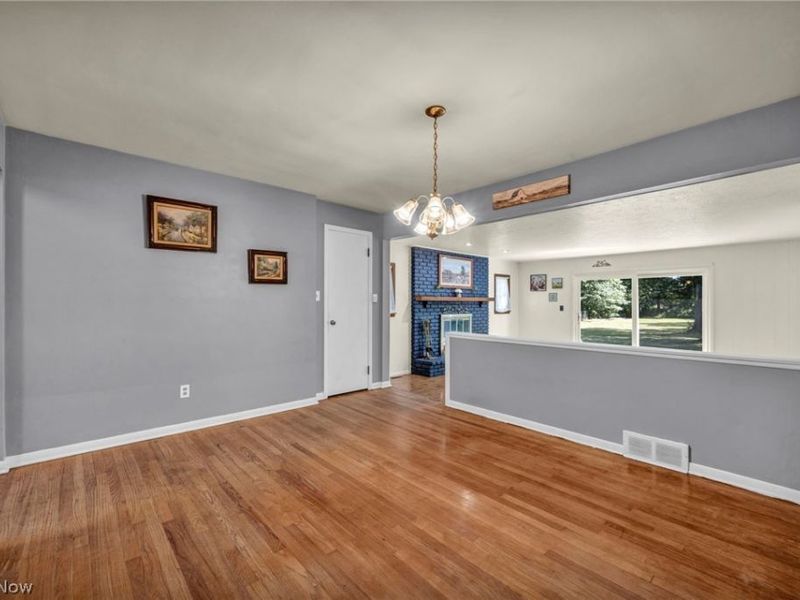 6033 Stearns Road, North Olmsted, OH 44070 Photo 12