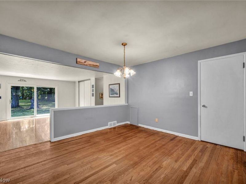 6033 Stearns Road, North Olmsted, OH 44070 Photo 13