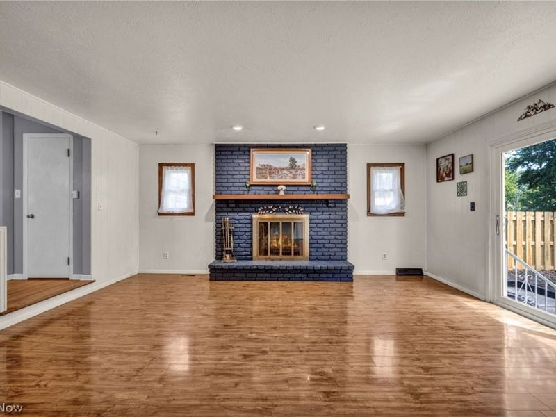 6033 Stearns Road, North Olmsted, OH 44070 Photo 22