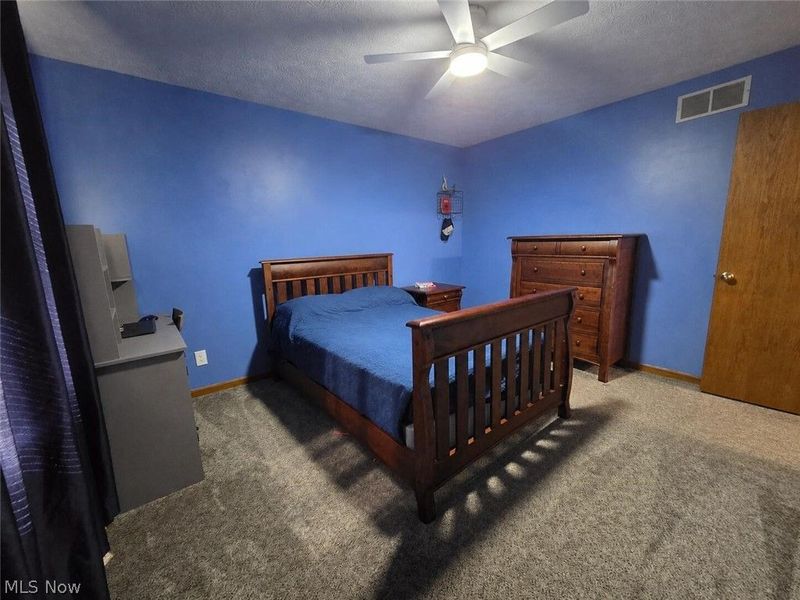 11227 William Penn Avenue NE, Hartville, OH 44632 Photo 17