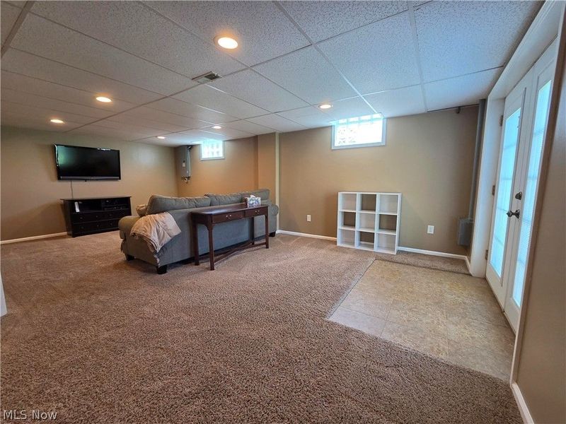 11227 William Penn Avenue NE, Hartville, OH 44632 Photo 20