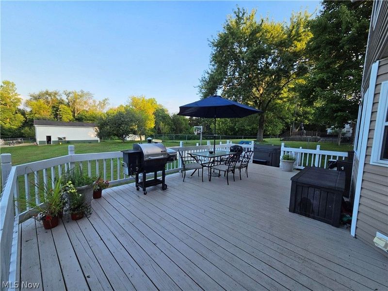 11227 William Penn Avenue NE, Hartville, OH 44632 Photo 21