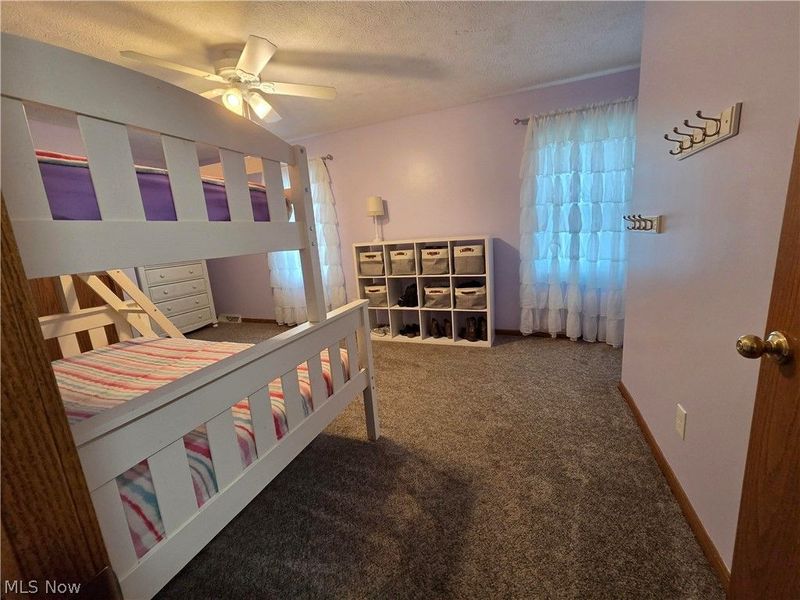11227 William Penn Avenue NE, Hartville, OH 44632 Photo 4
