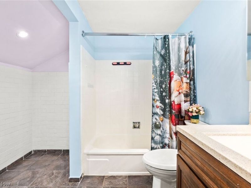 21860 River Oaks Drive, Unit 2G, Rocky River, OH 44116 Photo 21