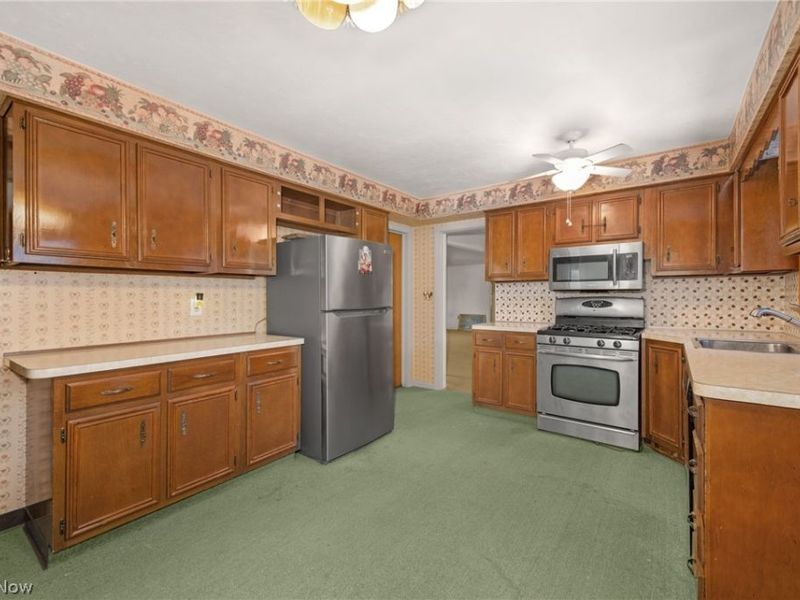 4820 W 211th Street, Fairview Park, OH 44126 Photo 20
