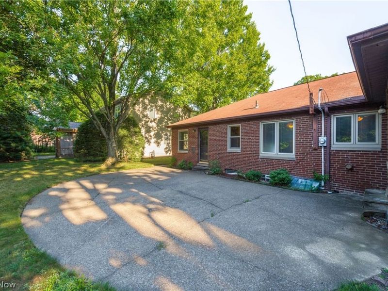 4820 W 211th Street, Fairview Park, OH 44126 Photo 39