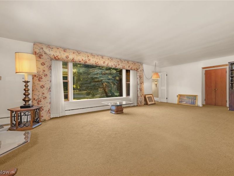 4820 W 211th Street, Fairview Park, OH 44126 Photo 7