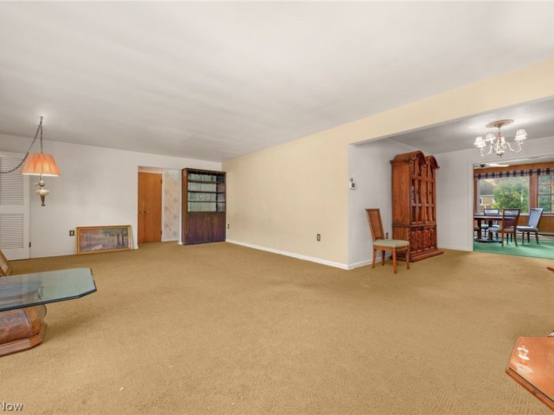4820 W 211th Street, Fairview Park, OH 44126 Photo 8