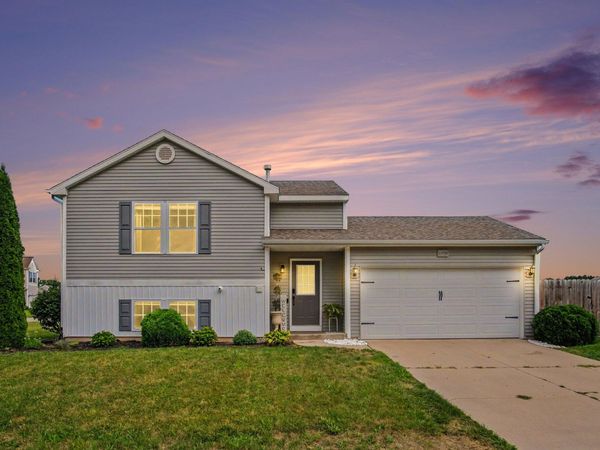 11720 E Bear Meadows Drive SE, Alto, MI 49302