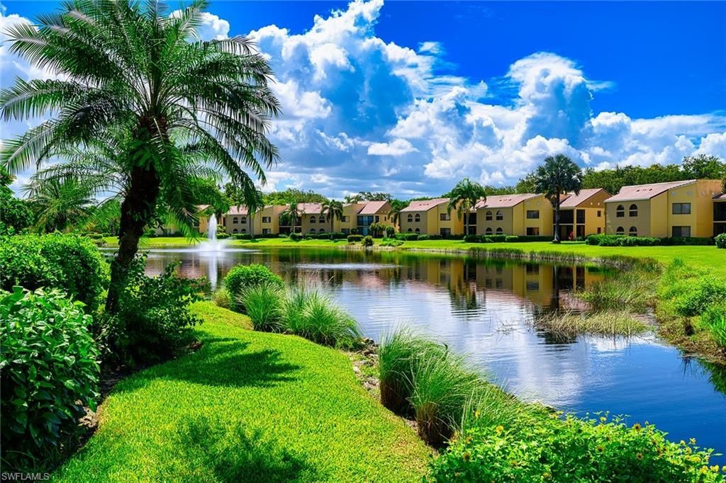583 Beachwalk Cir, Unit Q-101, Naples, FL 34108 Photo