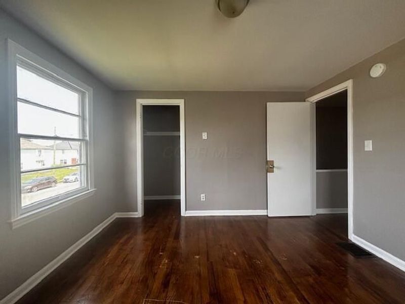 1335 E 25th Avenue , Columbus, OH 43211 Photo 8