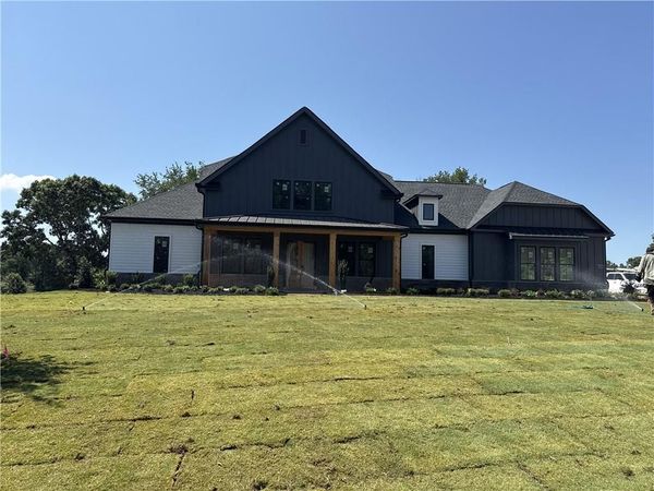 8020 Grand Meadow Run , Gainesville, GA 30506