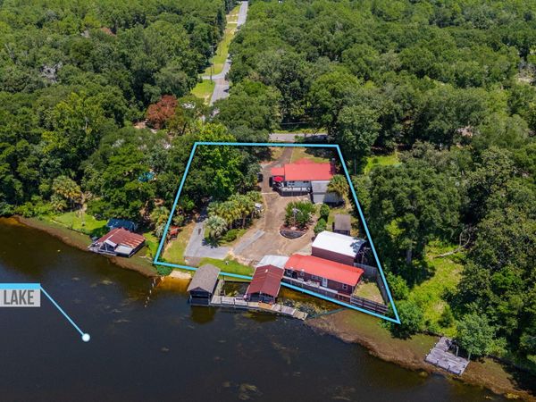 260 Wesley Road, DeFuniak Springs, FL 32433