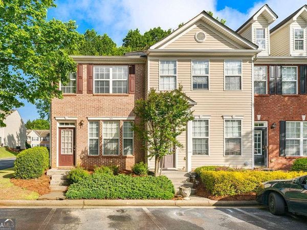 1343 Penhurst Drive, Lawrenceville, GA 30043