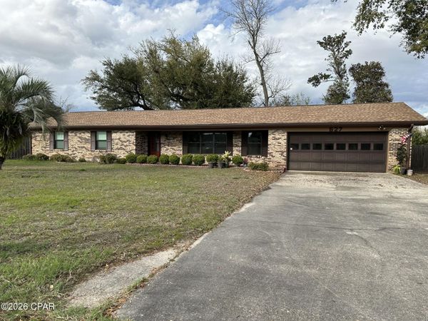 627 Old Hickory Street , Panama City, FL 32404