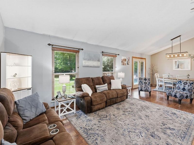 1748 Sherwood Forest Drive, Miamisburg, OH 45342 Photo 7