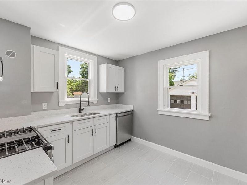 3790 W 116th Street, Cleveland, OH 44111 Photo 10