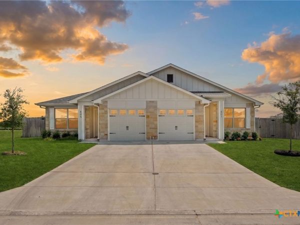 601 Campus Street , Troy, TX 76579